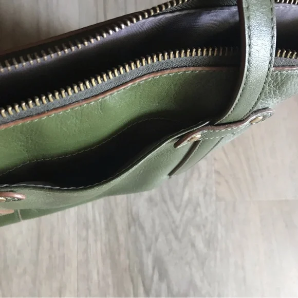 Green Leather Tote Bag - Picture 7 of 9